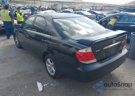 2005 Toyota Camry Le из США, поврежденный, VIN 4T1BE32K25U073117